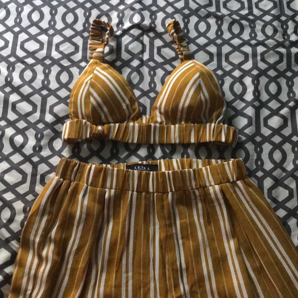 Two piece set